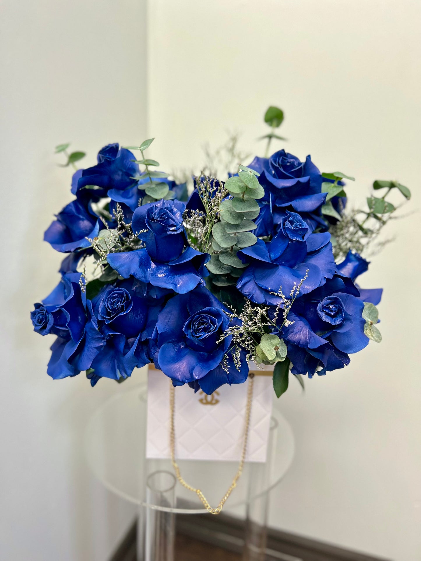 mesmerizing midnight blue roses