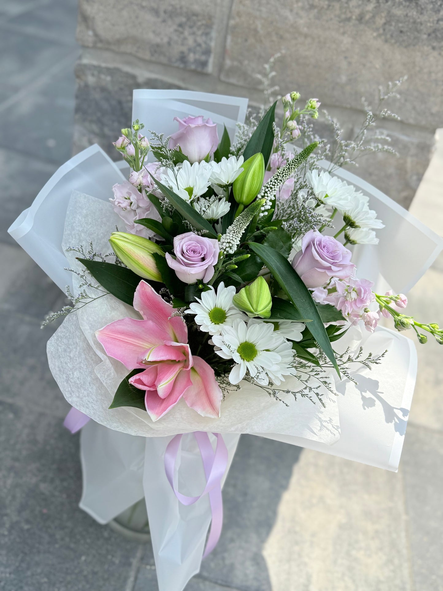 Lily Breeze