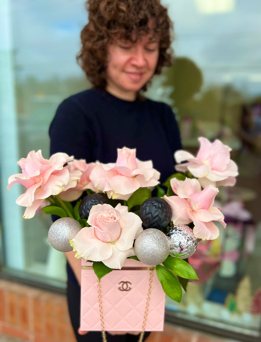 Pretty in Pink - Toy Florist