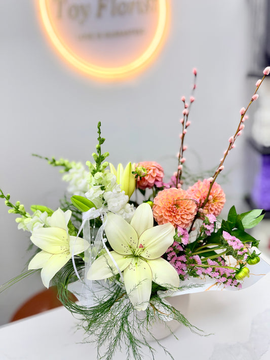 Bloom Atelier Vase Arrangement