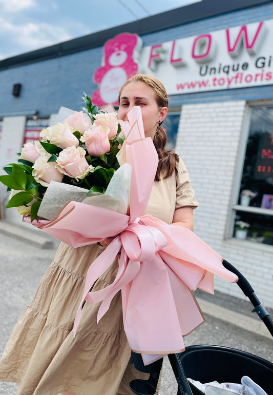 Soft Pink Roses Bouquet - Toy Florist