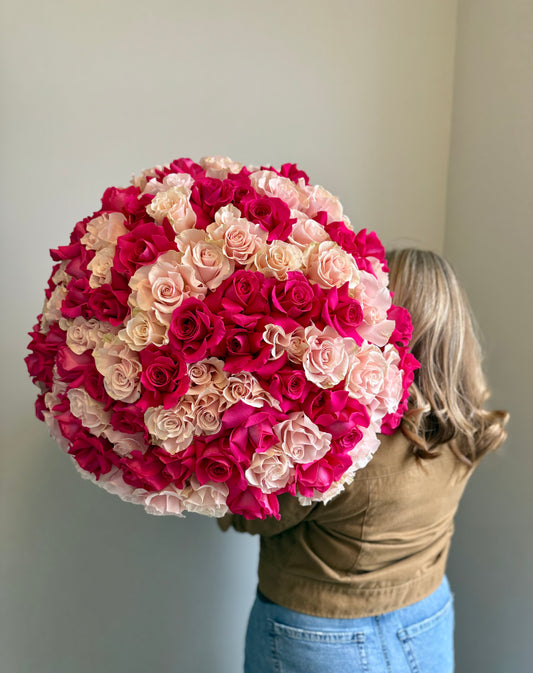 French Kiss (101 rose stems)