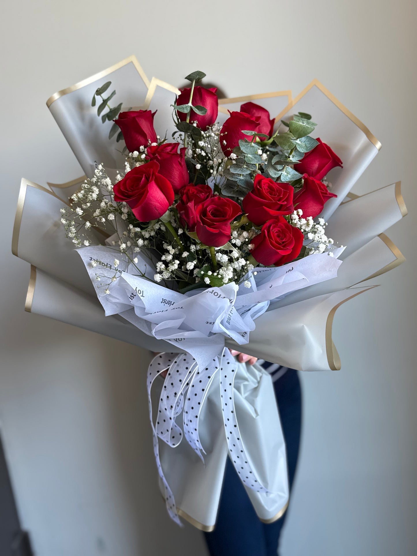 Dozen red rose Vaughan Flower shop