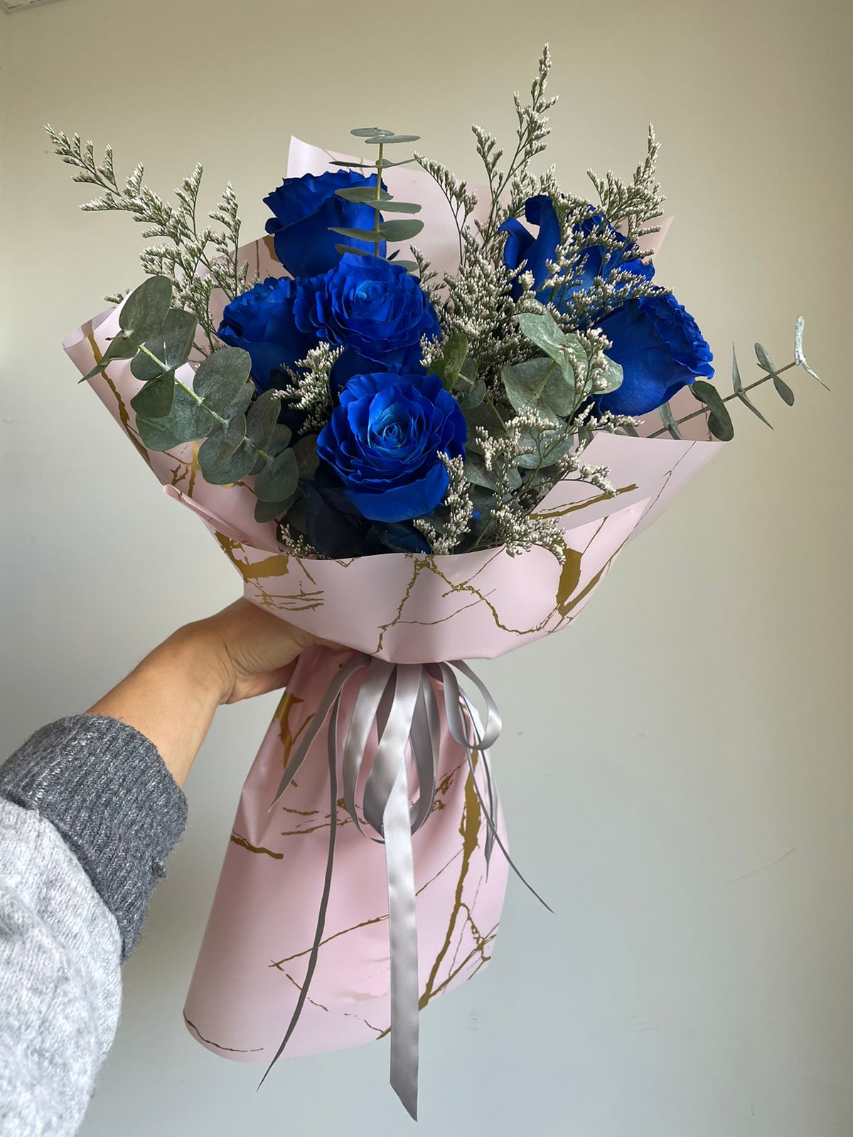 blue roses