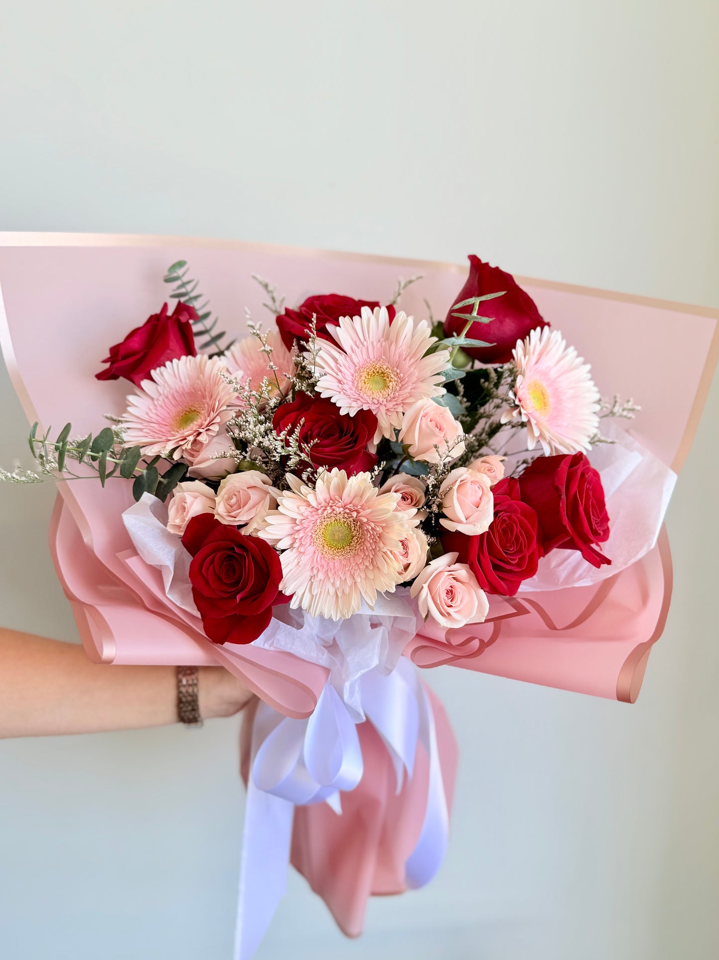 gerbera daisy red rose bouquet