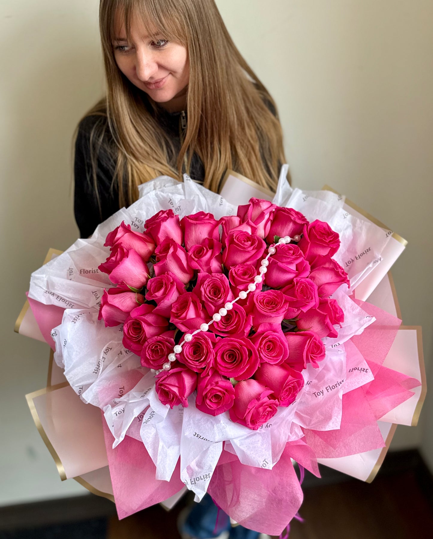 Heart shape roses pink