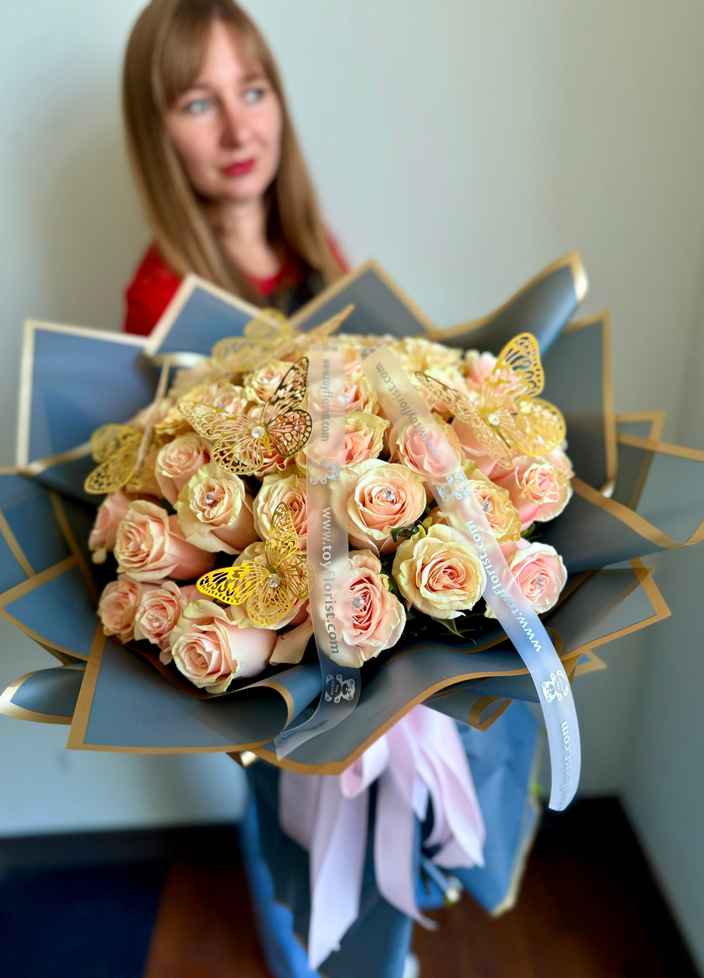 pink roses birthday flowers Vaughan Flower Shop
