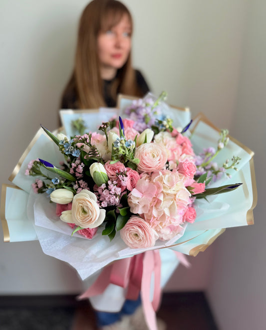 birthday flower bouquet Toy Florist Toronto Flower Shop