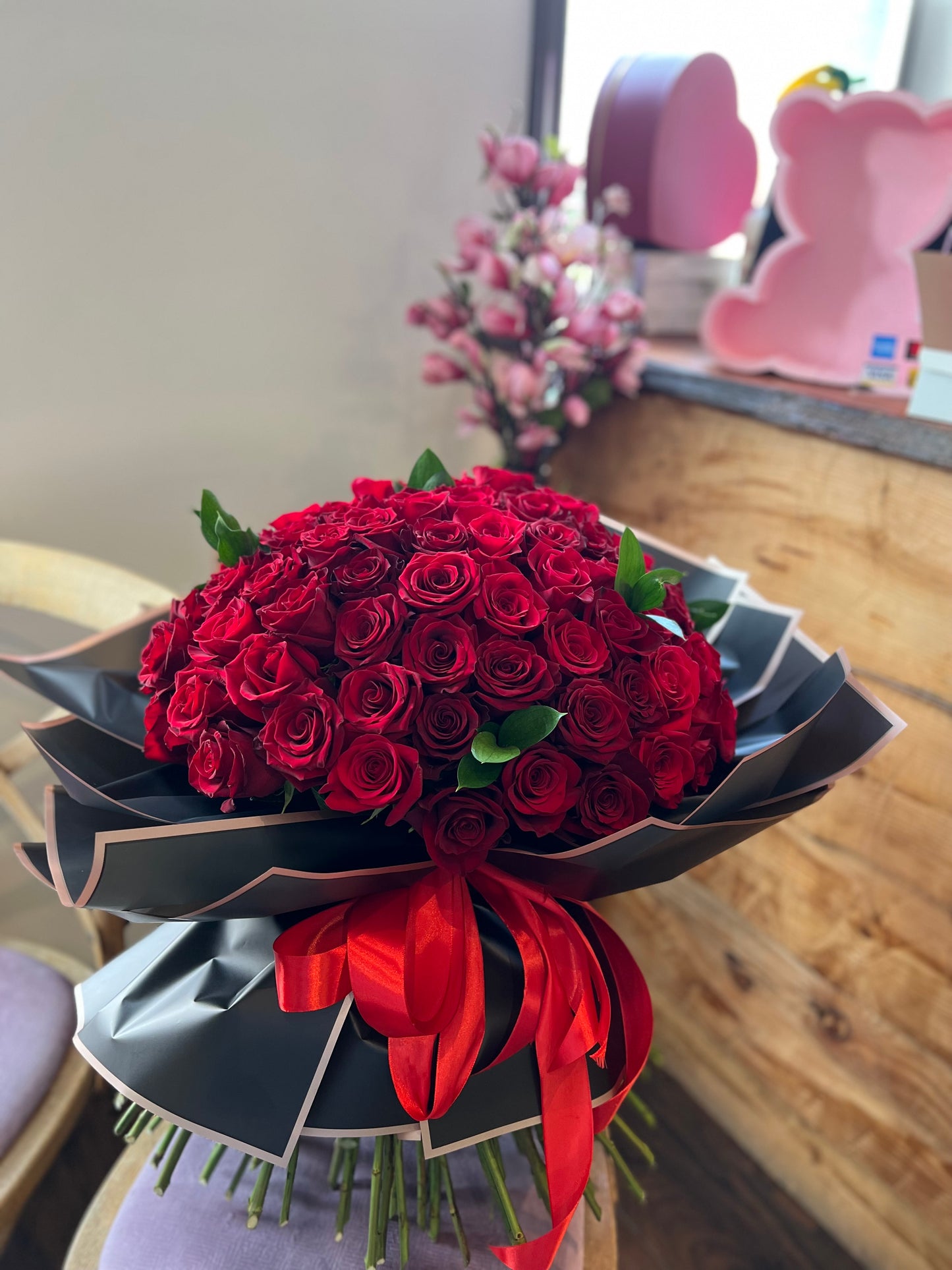100 red roses bouquet vaughan toy florist