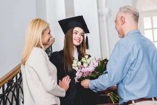 Best Flowers to Send for Graduation Season in Toronto