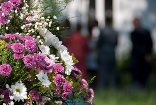 How To Choose The Best Sympathy Flower Arrangements in Toronto