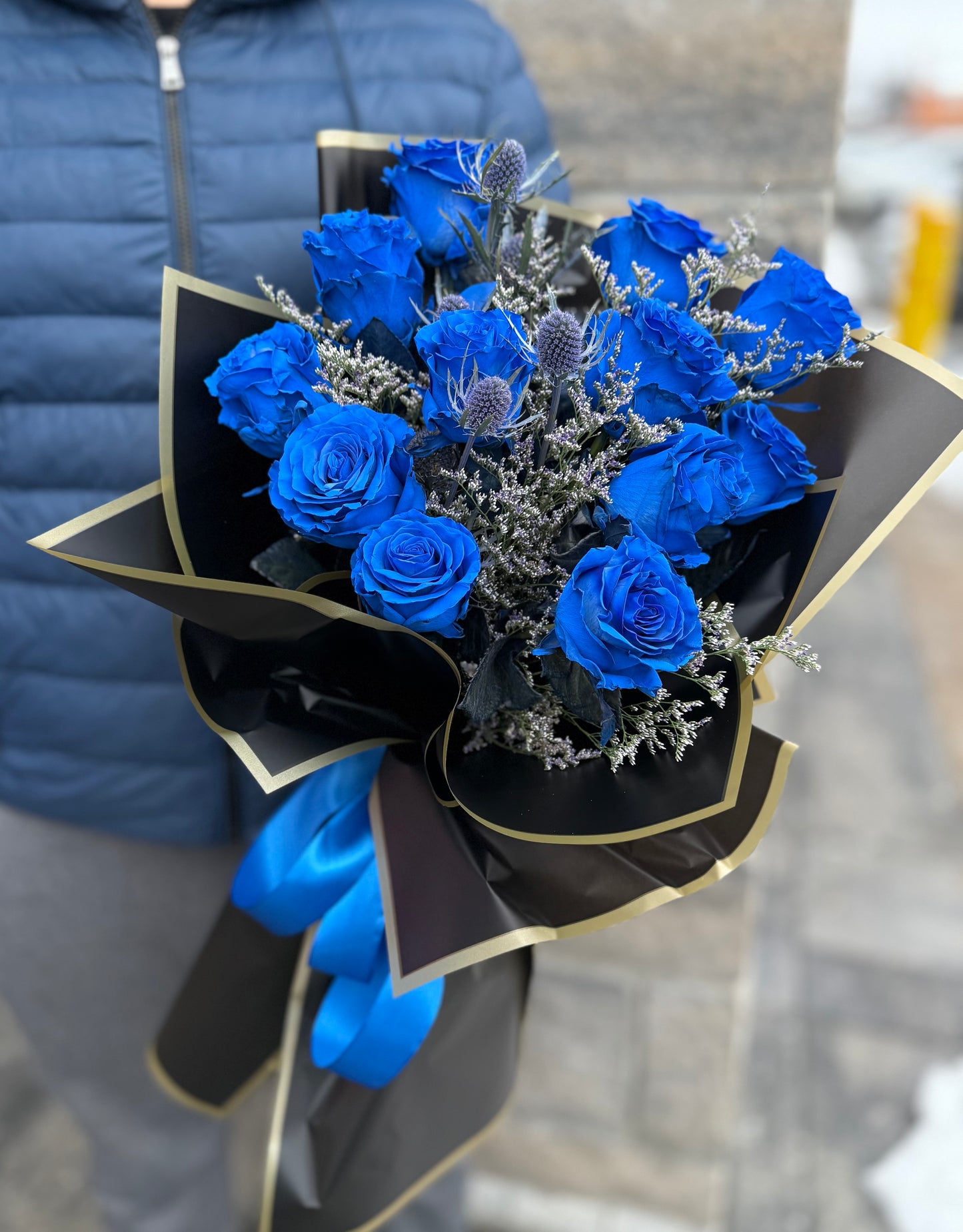 blue rose bouquet Toronto
