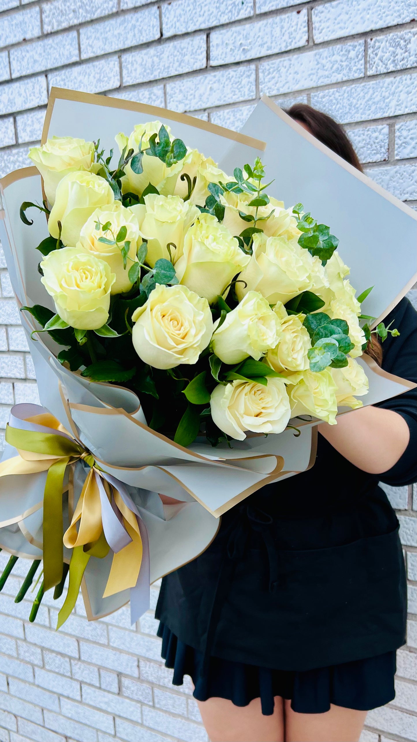 White roses bouquet
