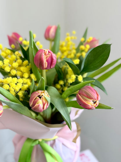 Simply Tulips