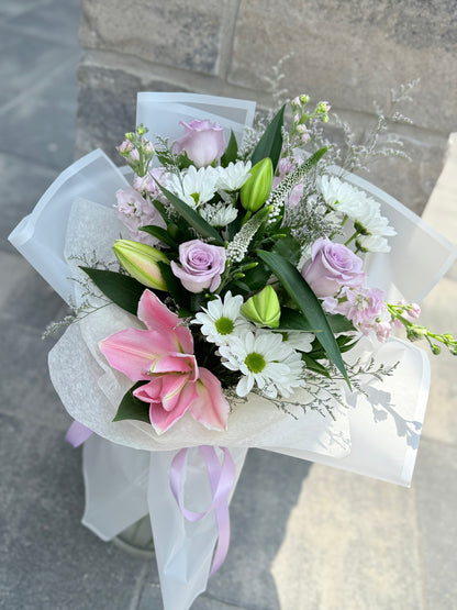 Lily Breeze