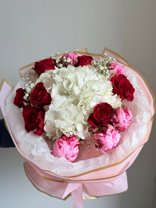 L’Amour Peony Bouquet