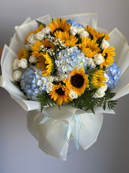 Sunflower bouquet Toy Florist