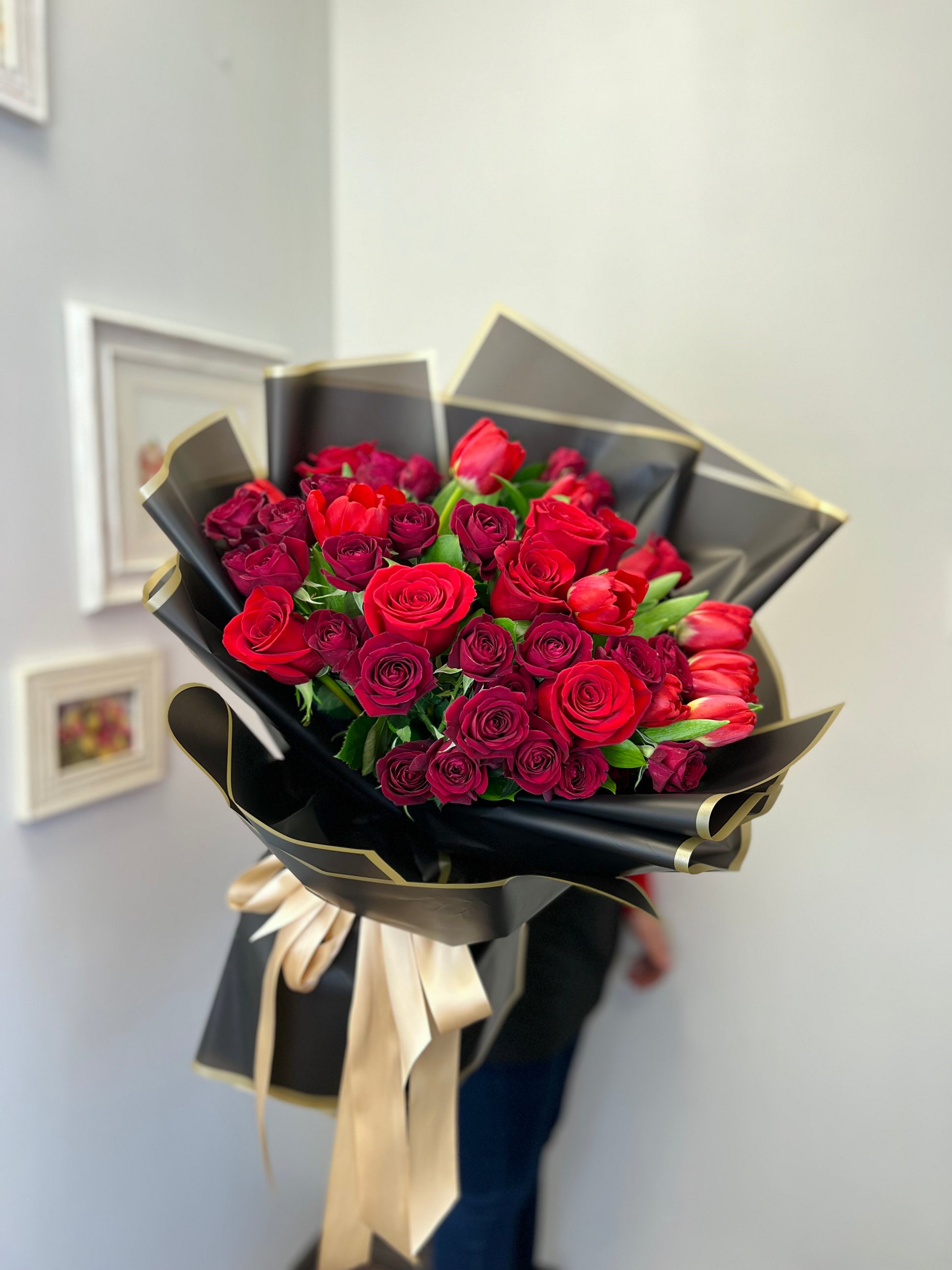 Florist’s Pick - All Red Valentines Bouquet - Toy Florist
