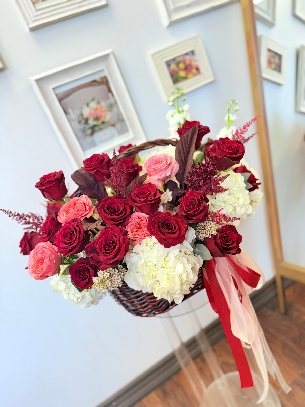 Rouge Royale – Luxury Rose &amp; Hydrangea Basket | Toy Florist