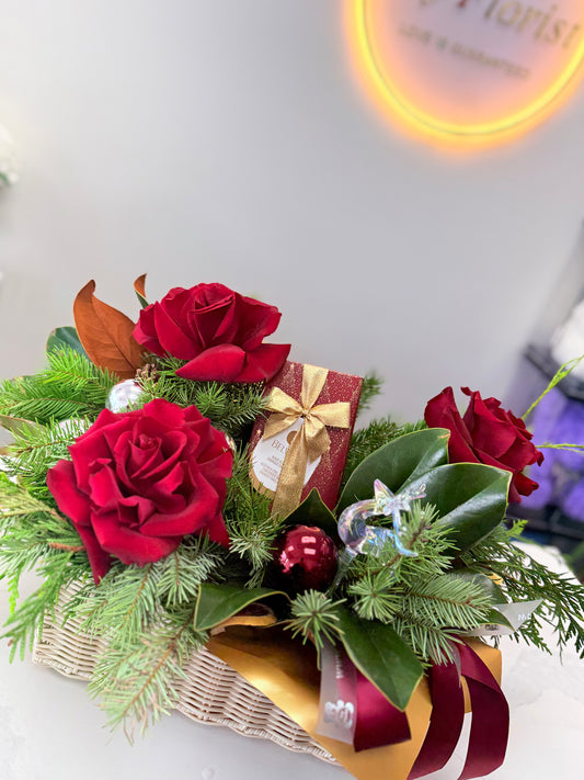 Roses & Chocolate Indulgence