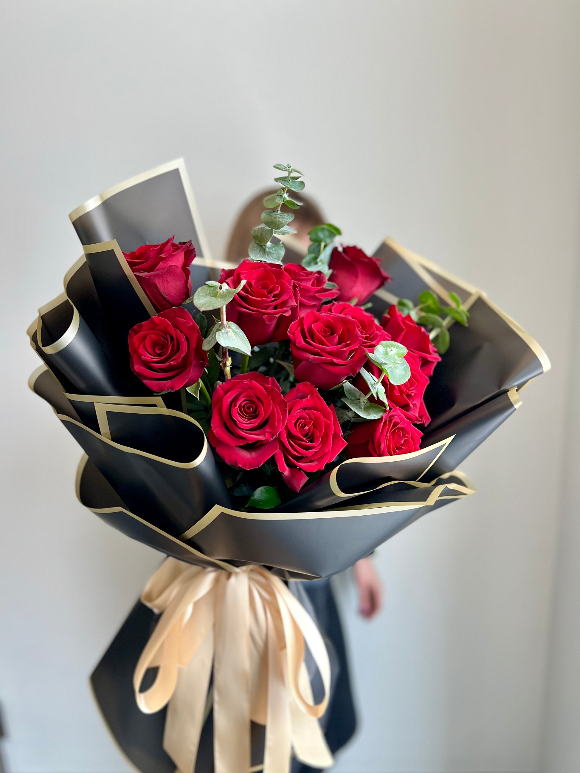 Golden Red Rose Bouquet - Toy Florist