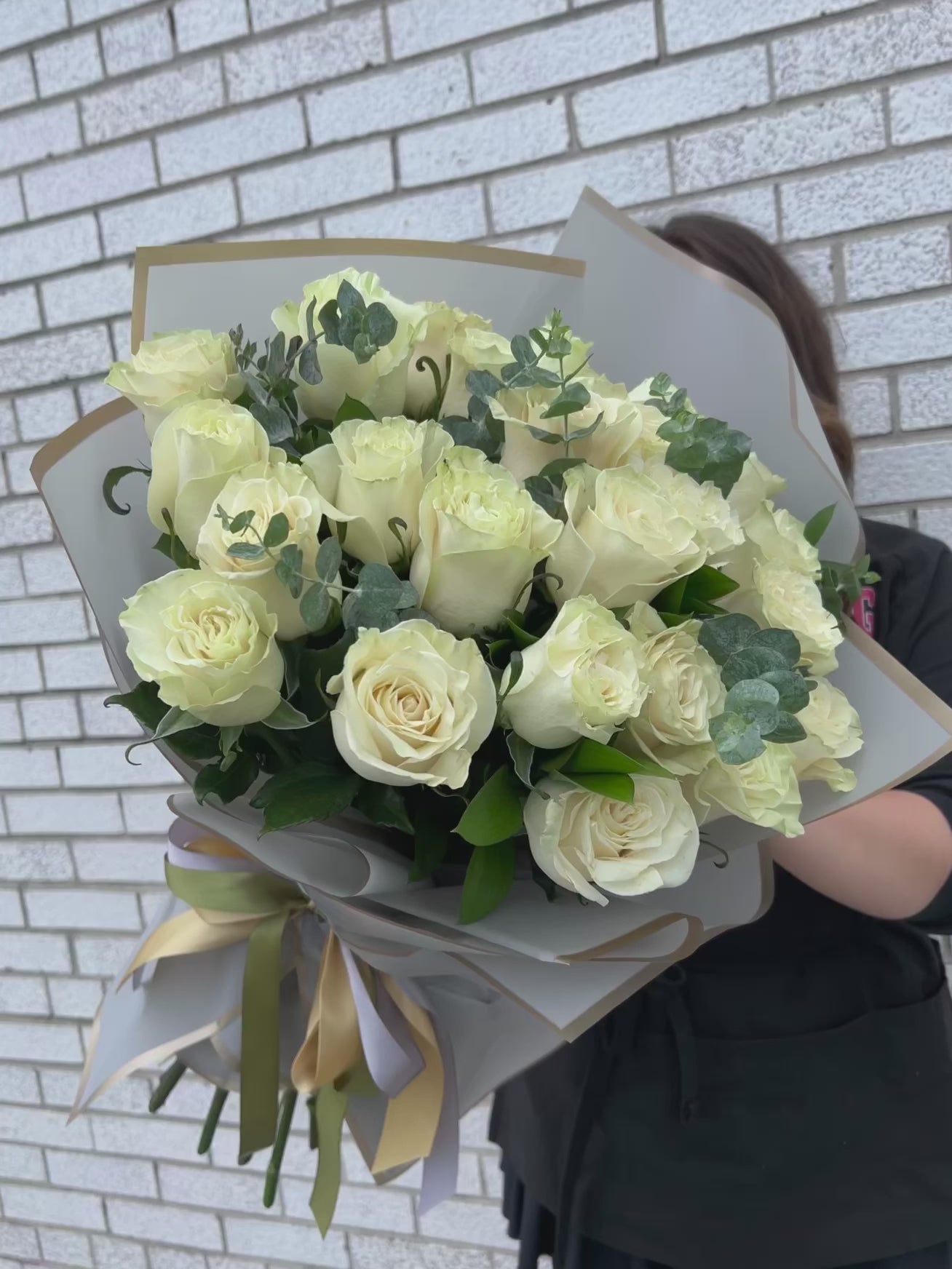 White roses